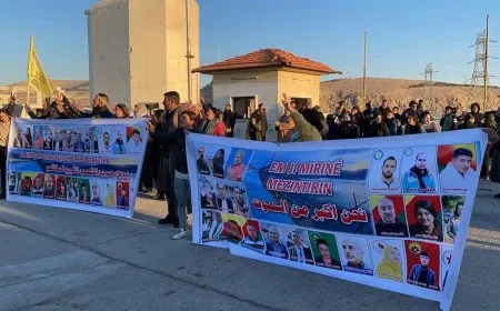 convoy of residents of  al-Jazira Canton arrives at Tishreen Dam