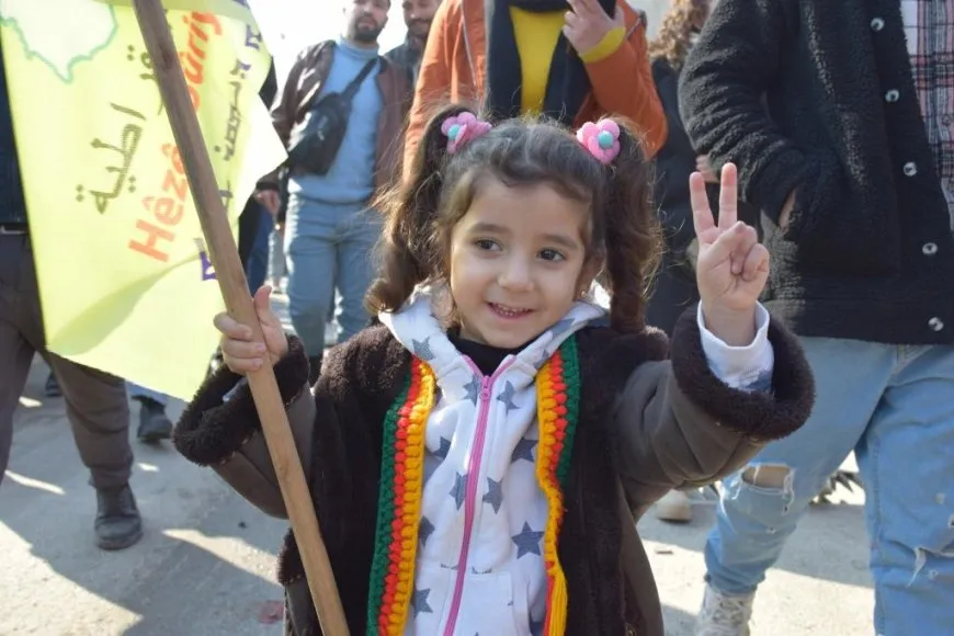Thousands of Euphrates residents take to streets, denouncing occupation