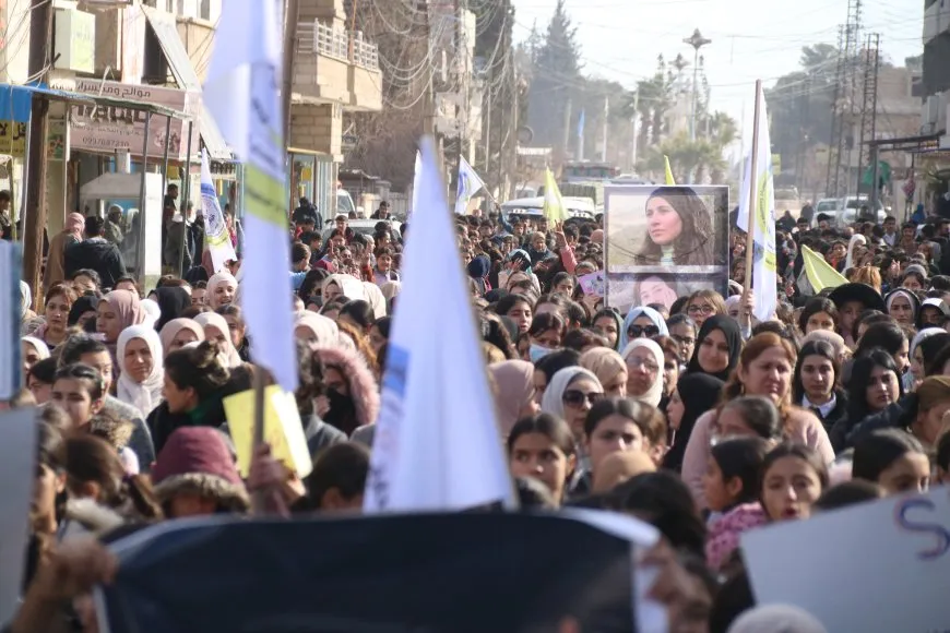  Thousands people: We are all SDF, Long live resistance of Tishreen Dam protesters