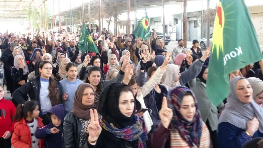  Thousands people: We are all SDF, Long live resistance of Tishreen Dam protesters
