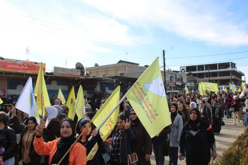  Thousands people: We are all SDF, Long live resistance of Tishreen Dam protesters