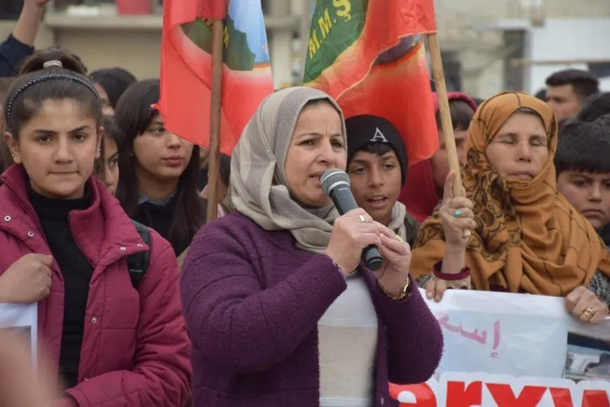  Thousands people: We are all SDF, Long live resistance of Tishreen Dam protesters