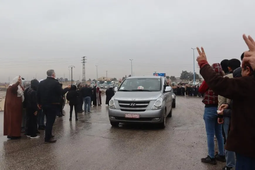 Raqqa people welcome people of Al-Jazira returning from Tishreen Dam protest
