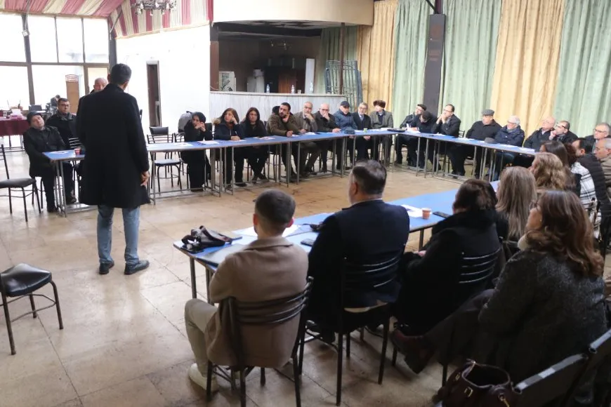Academics, activists urge all Syrians to participate in shaping the country's future