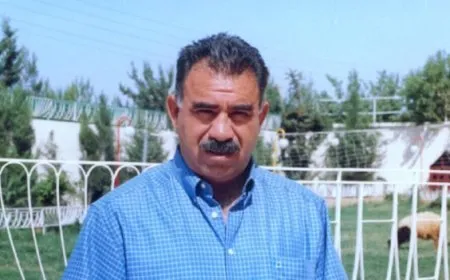 Imrali detainees' lawyers submit new request to meet their clients