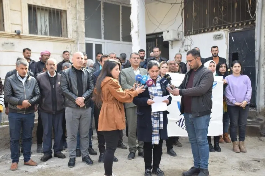 200,000 deprived of water in Kobani as Turkish shelling