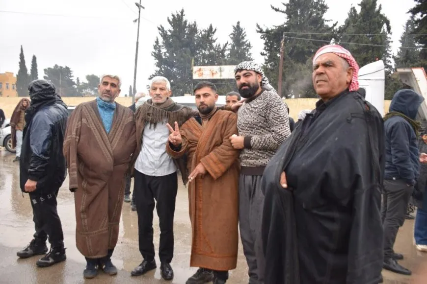 Fourth convoy of Kobani people heads to Tishreen Dam