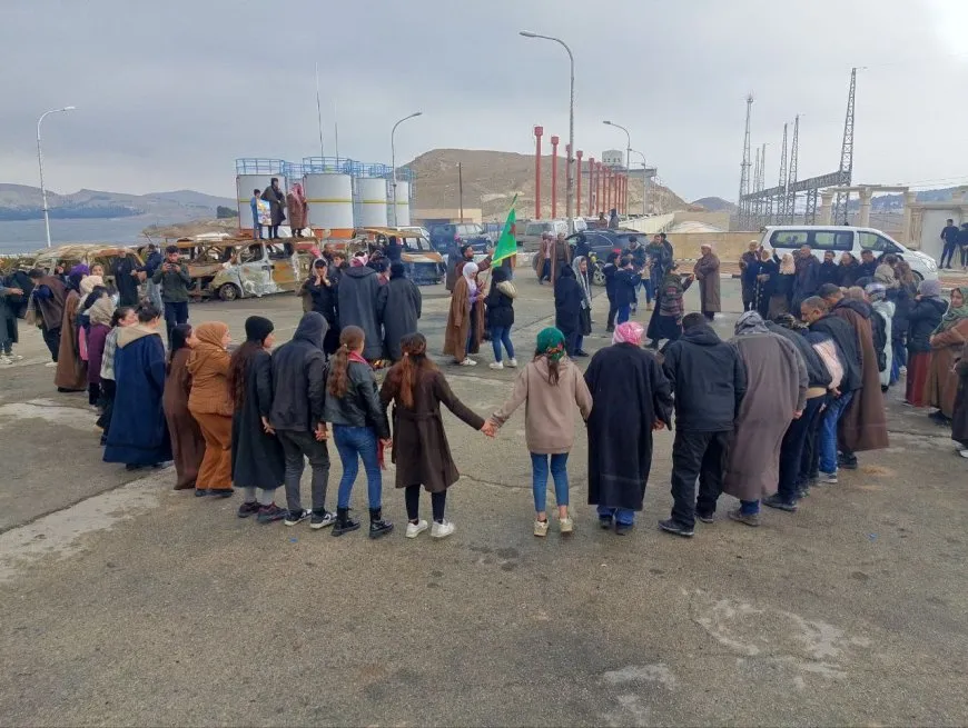 Protest at Tishrin Dam continues for 34th day despite bombing and cold