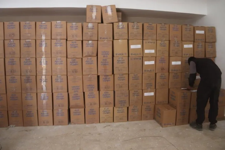 Distribution of in-kind aid to IDPs from Afrin and Shahba