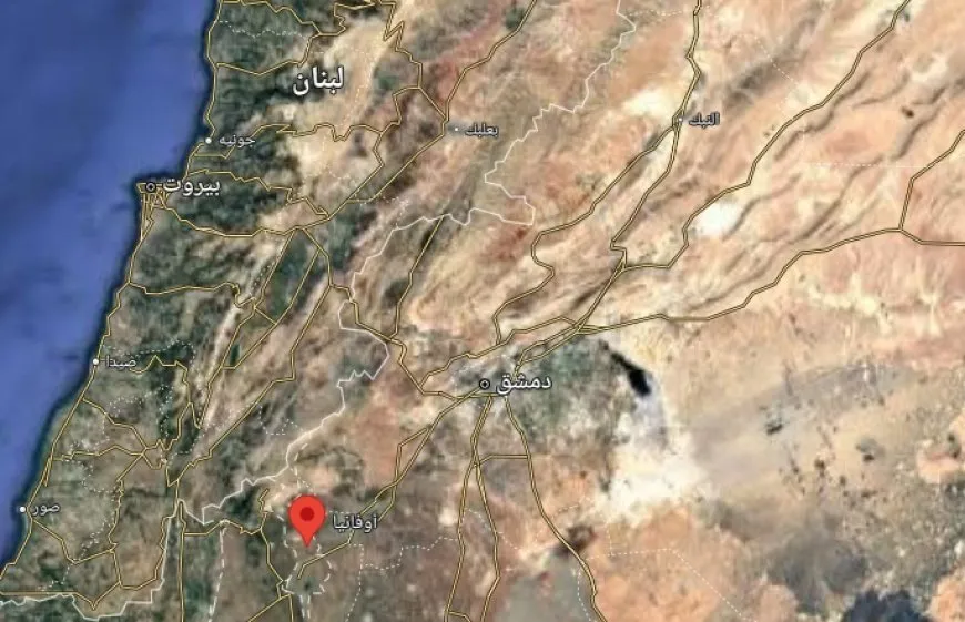 Israeli patrols enter a town in northern countryside of Quneitra