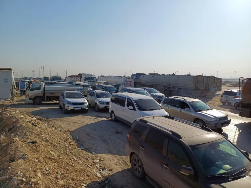 Residents of Jazera Canton head to Tishrin Dam