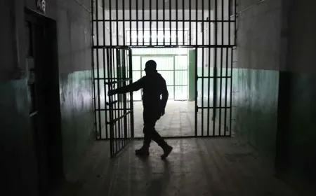 Riot erupted in some wings of Adra Central Prison in Damascus countryside