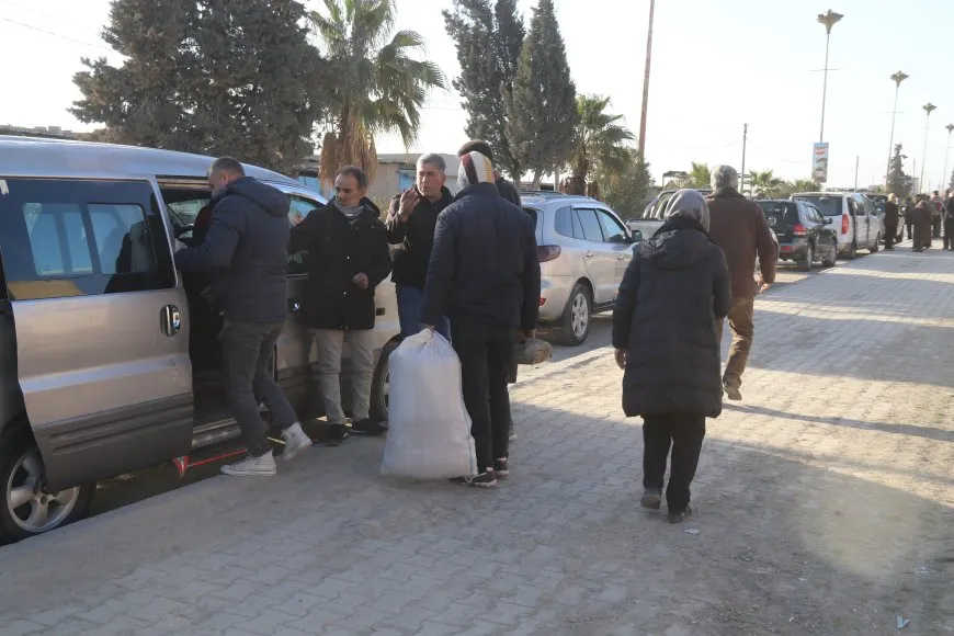 Residents of 4 cities in Jazera Canton head to Tishrin Dam