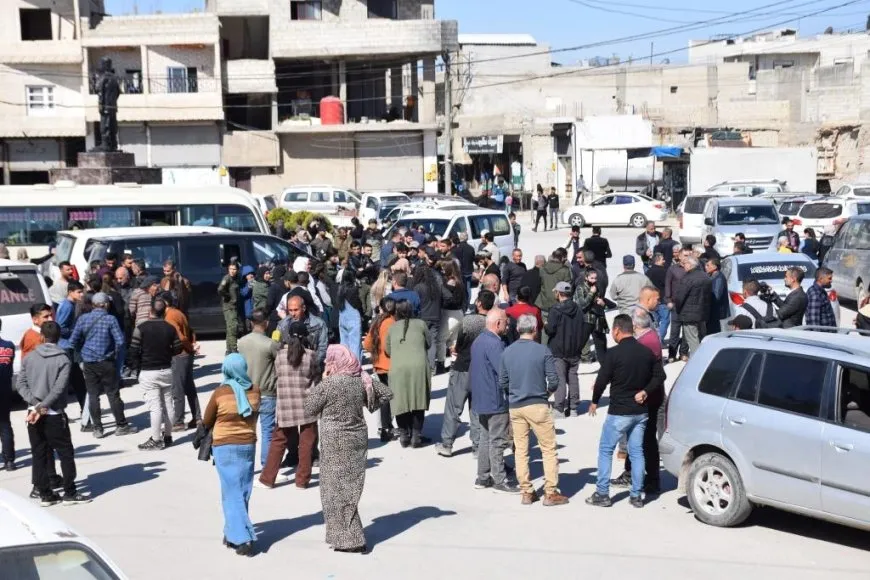Residents of Euphrates Canton head to Tishrin Dam with high spirits