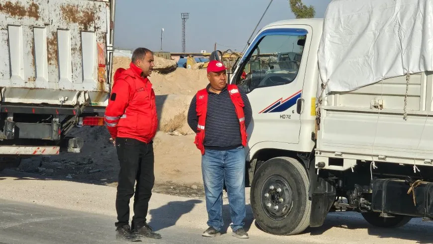 Humanitarian aid convoy kicks off towards Syrian coast