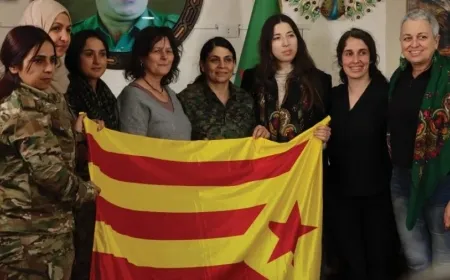 International delegation visits YPJ, discusses women's struggle