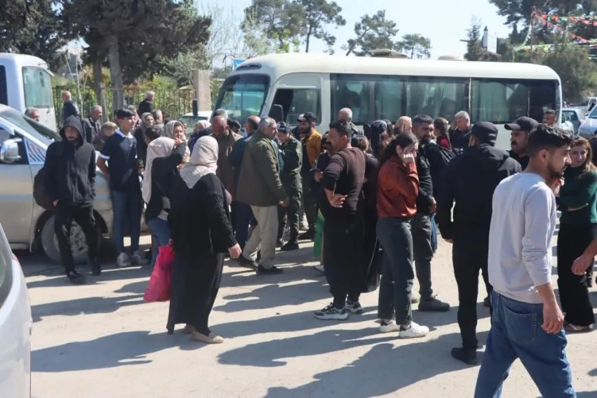 Euphrates residents head to Tishrin Dam to join protests