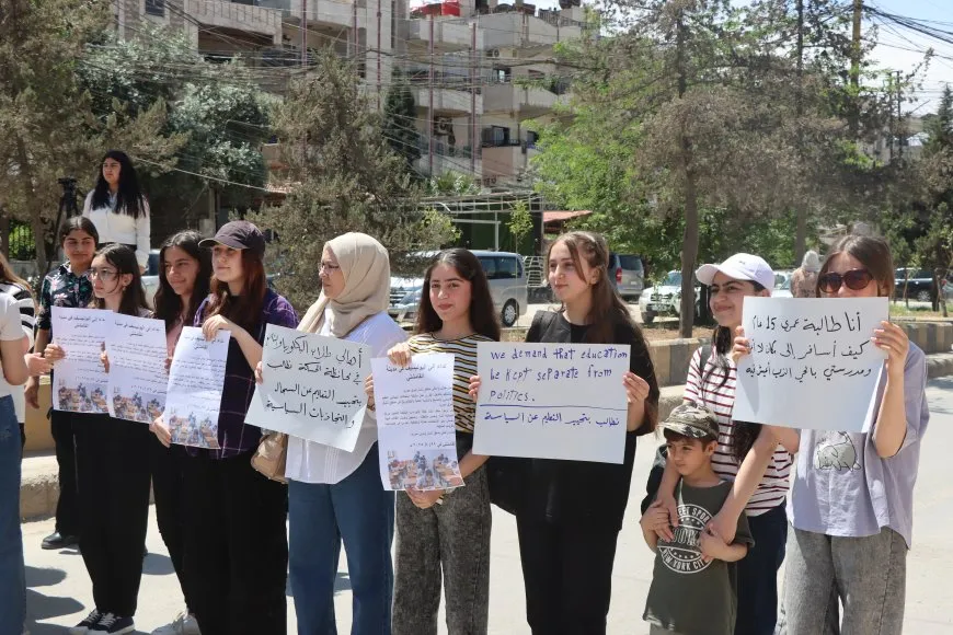 Students protest against Damascus’ delay of examination process