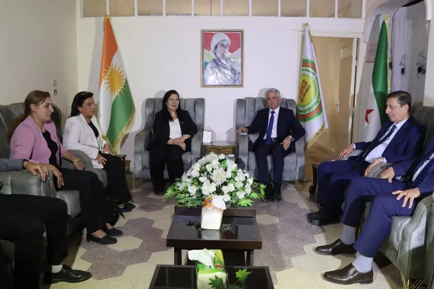 Delegation from  Kurdistan National Congress visits political parties