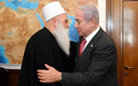 Druze leader meets Israeli PM following warning strikes near Damascus