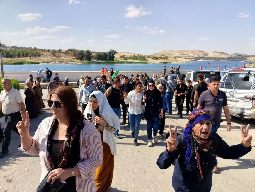 new group of citizens from Jazira arrive at Tishrin Dam