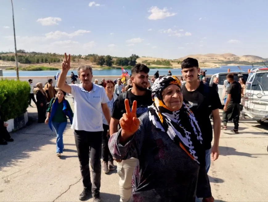 new group of citizens from Jazira arrive at Tishrin Dam
