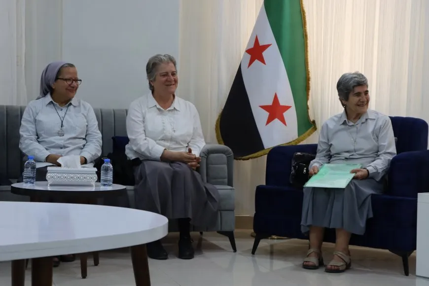 Vatican delegation visits North, East Syria