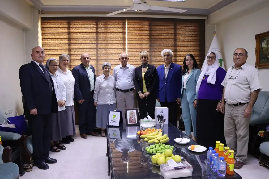 Vatican delegation visits North, East Syria