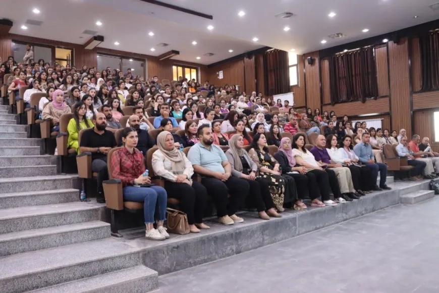 Discussing ways to ensure inclusion of Kurdish Language in new Syrian constitution