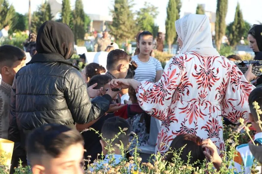 Eid begins with visits to shrines of martyrs in North and East Syria