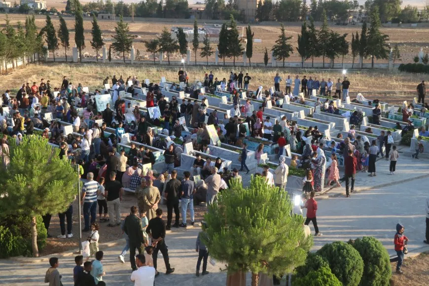 Eid begins with visits to shrines of martyrs in North and East Syria