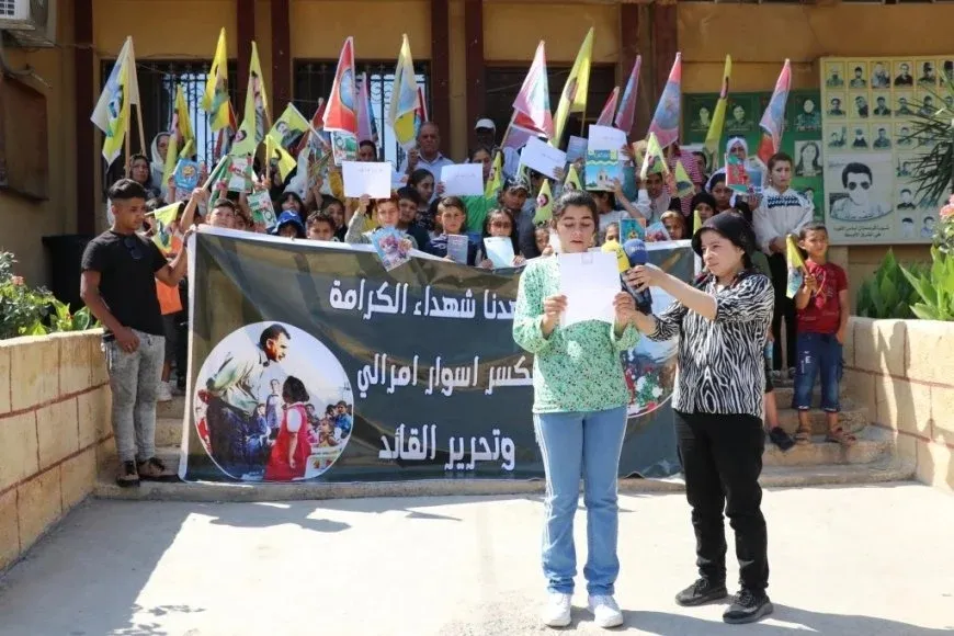 Martyrs’ children: Your gift touches our hearts, Leader