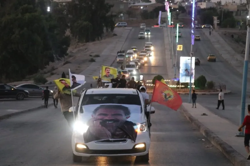 Crowds cheer leader Ocalan’s historic video message
