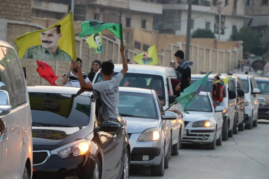 Crowds cheer leader Ocalan’s historic video message