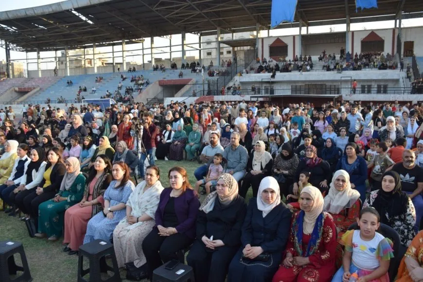 Raqqa marks July 19 Revolution, calls for decentralized Syria