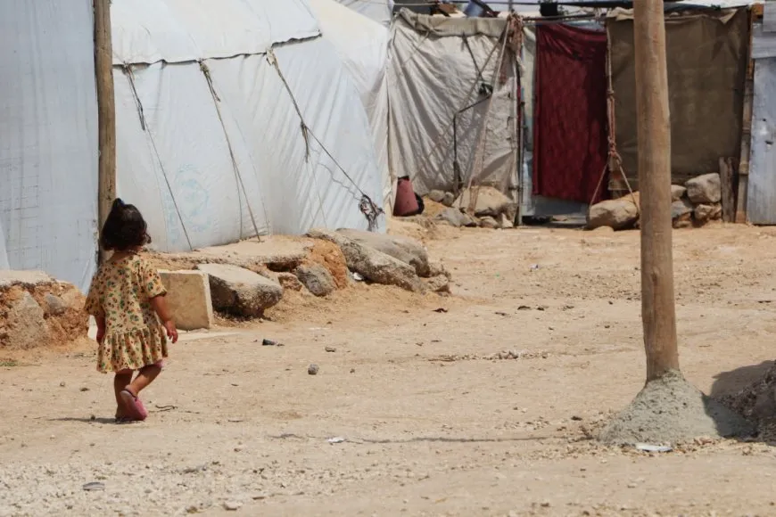 Children of Washokani Camp suffer under displacement, July's heat