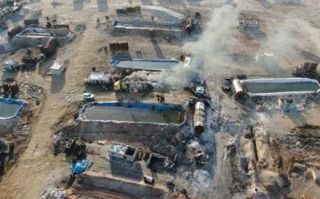 SOHR: Officials seize 1,500 barrels of oil daily