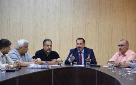 public meeting to discuss meetings with the Damascus government