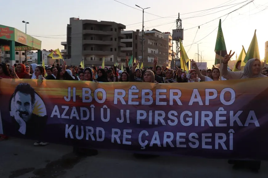 Residents of Qamishlo rally for leader Ocalan's physical freedom on World Peace Day