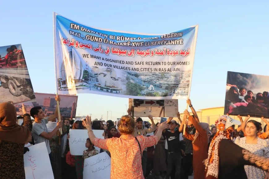 IDPs Serê Kaniyê protest against Turkish occupation violations in their city