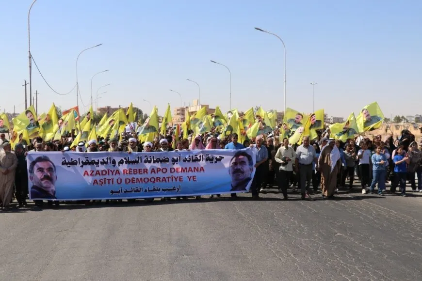 Massive crowds in Tabqa call for Ocalan's physical freedom