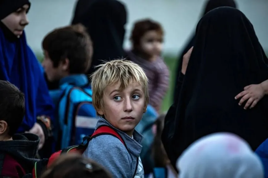 France evacuates 10 children, 3 women from ISIS families
