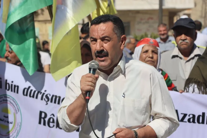 Thousands chanted slogans, "No Life Without Leader"