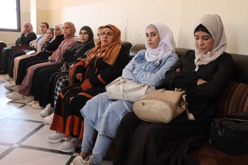 Women's session in Tabqa discusses self-Empowerment, ways to overcome challenges