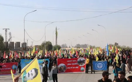 Mass rally in Tabqa commemorates Resistance Day, demands leader's freedom