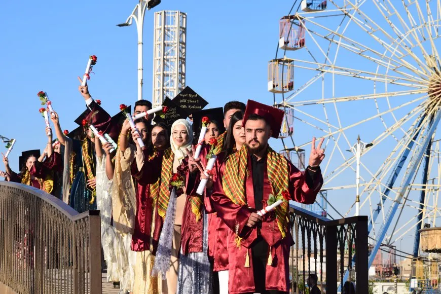 Rojava University graduates 211 students in Qamishlo