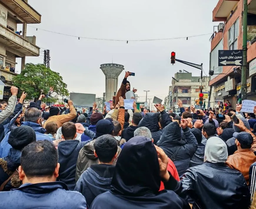 Popular protests in coast, Homs, Hama in response to recent violence