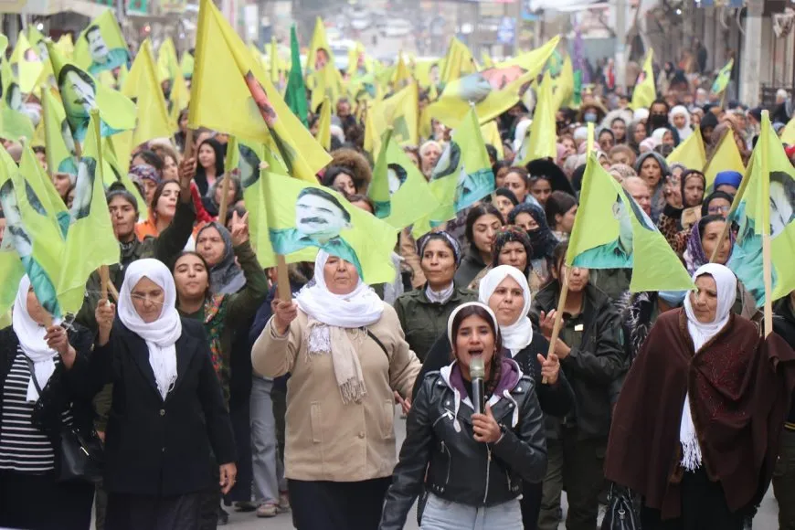 Rally in Aleppo calls for leader Ocalan’s physical freedom