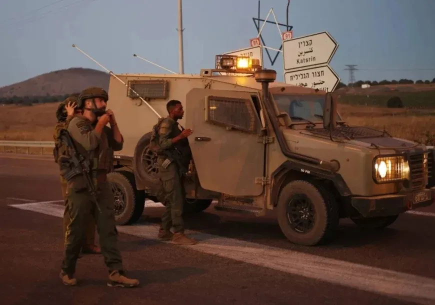 Israeli forces arrest two people in countryside of Quneitra, Daraa