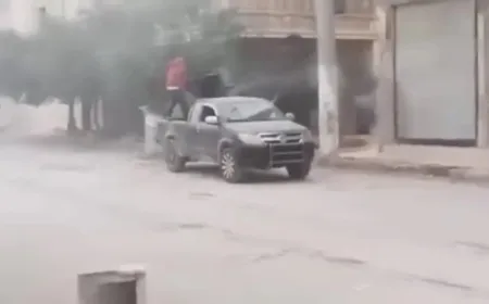 ISF destroy 3 tanks of Interim Govt.'s mercenaries while bombing Khaled Fajr Hospital